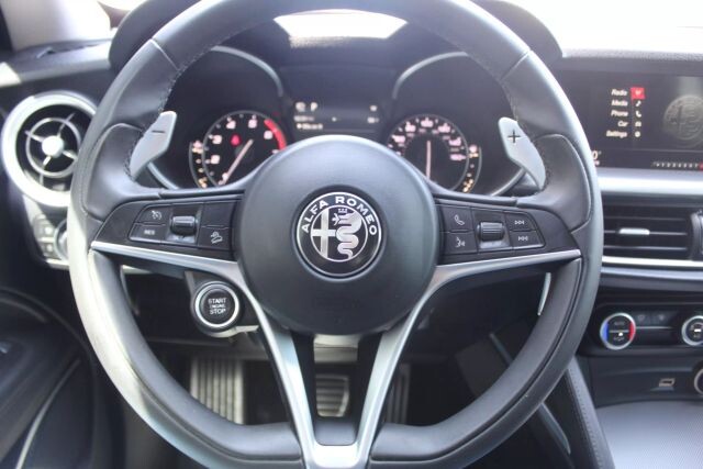 2018 Alfa Romeo Stelvio in Decatur, GA 30032 - 2455191 40