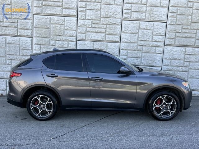 2018 Alfa Romeo Stelvio in Decatur, GA 30032 - 2455191 8