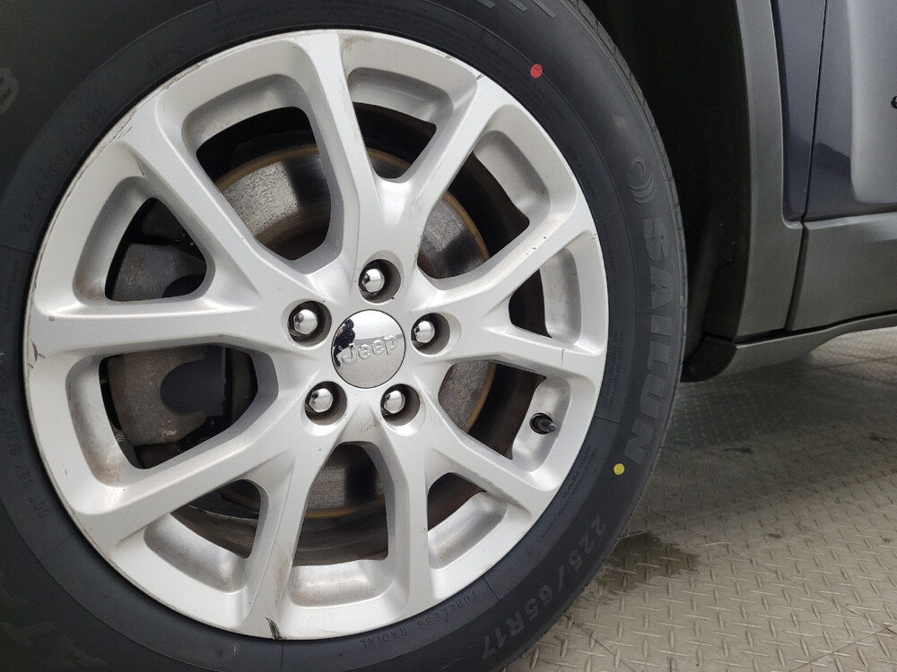 2016 Jeep Cherokee in Plymouth Meeting, PA 19462 - 2455322 31