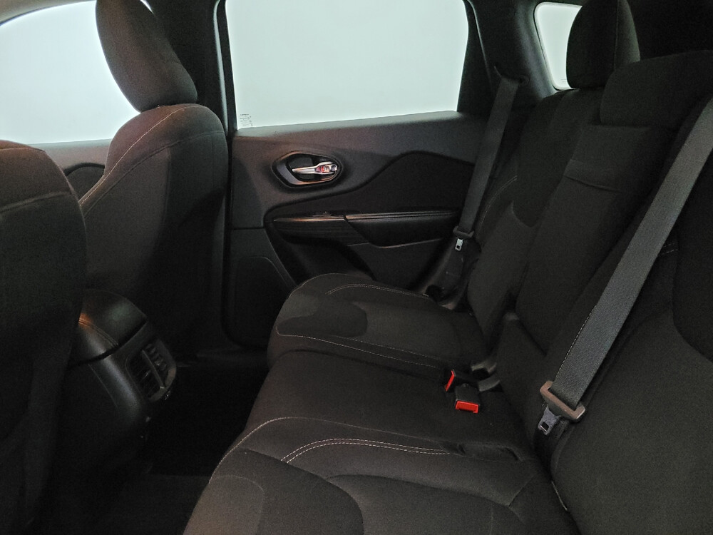 2016 Jeep Cherokee in Plymouth Meeting, PA 19462 - 2455322 18