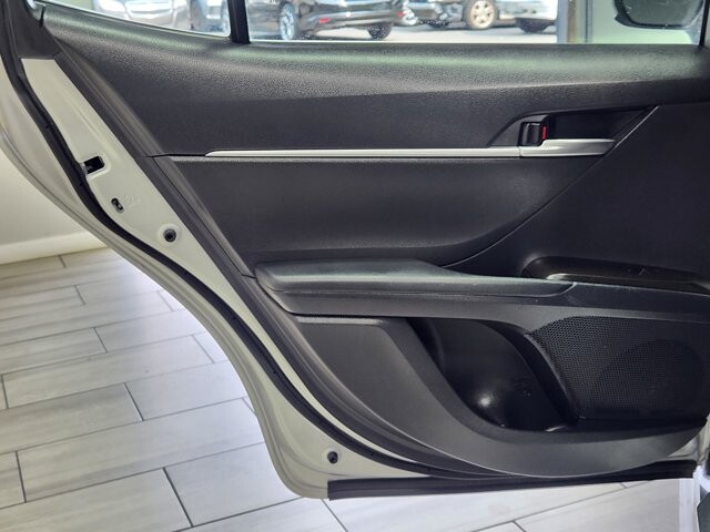 2021 Toyota Camry in Cinnaminson, NJ 08077 - 2455547 12