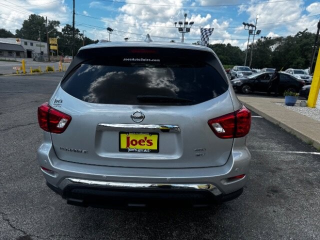 2020 Nissan Pathfinder in Indianapolis, IN 46222-4002 - 2455561 5