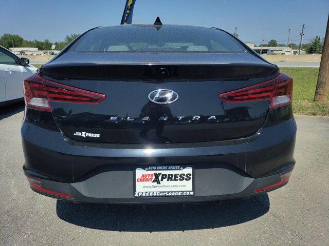2020 Hyundai Elantra in North Little Rock, AR 72117-1620 - 2455564 4
