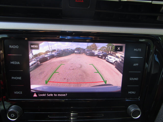 2021 Volkswagen Passat in Tampa, FL 33604-6914 - 2456272 7