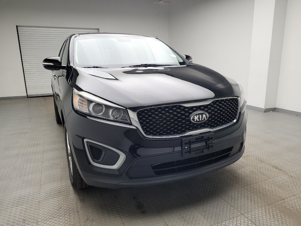 2016 Kia Sorento in Grand Rapids, MI 49508 - 2456814 14