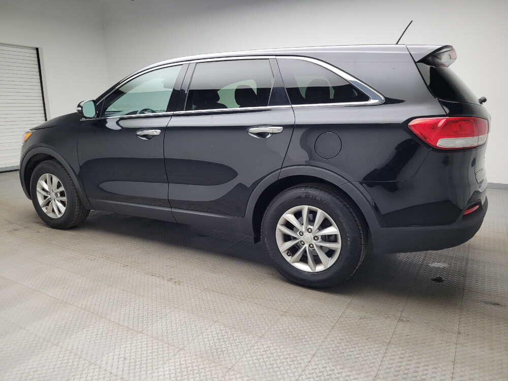 2016 Kia Sorento in Grand Rapids, MI 49508 - 2456814 3