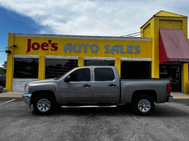 2013 Chevrolet Silverado 1500 in Indianapolis, IN 46222-4002 - 2456843