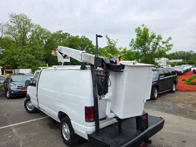 2005 Ford E-350 and Econoline 350 in Blauvelt, NY 10913 - 2456860 37