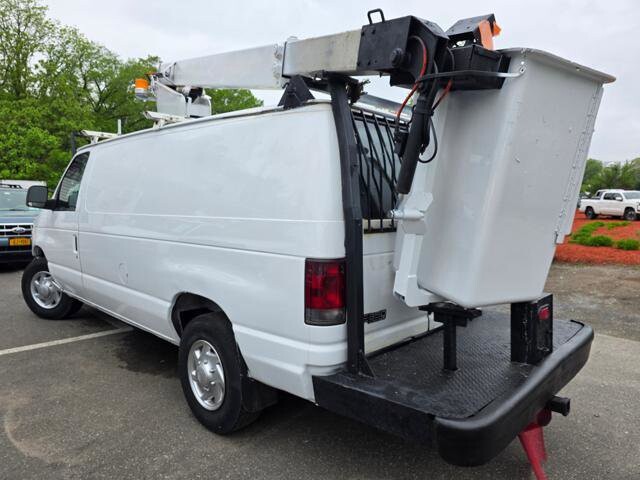 2005 Ford E-350 and Econoline 350 in Blauvelt, NY 10913 - 2456860 7