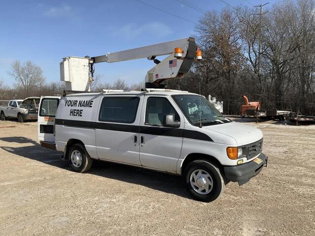 2005 Ford E-350 and Econoline 350 in Blauvelt, NY 10913 - 2456860 51