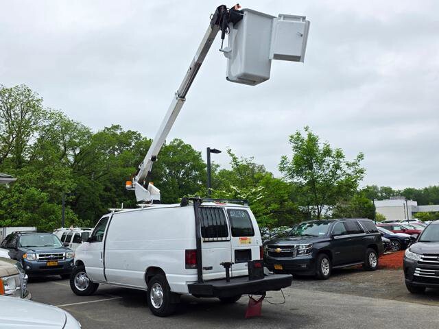 2005 Ford E-350 and Econoline 350 in Blauvelt, NY 10913 - 2456860 8