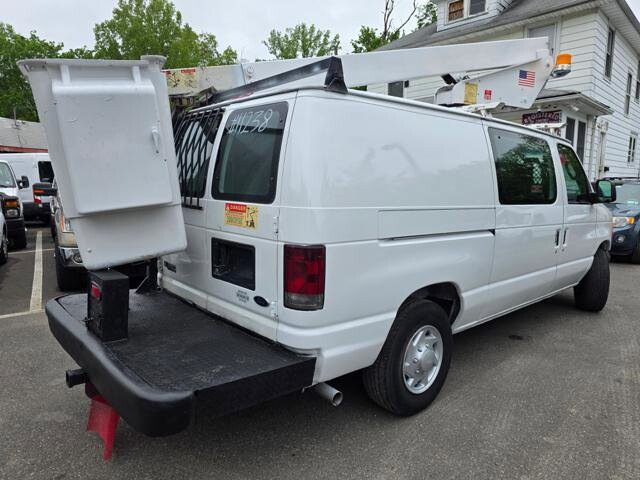 2005 Ford E-350 and Econoline 350 in Blauvelt, NY 10913 - 2456860 11