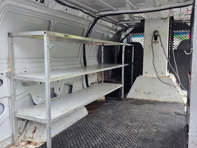 2005 Ford E-350 and Econoline 350 in Blauvelt, NY 10913 - 2456860 41