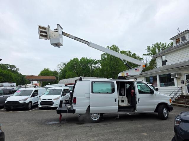 2005 Ford E-350 and Econoline 350 in Blauvelt, NY 10913 - 2456860 13