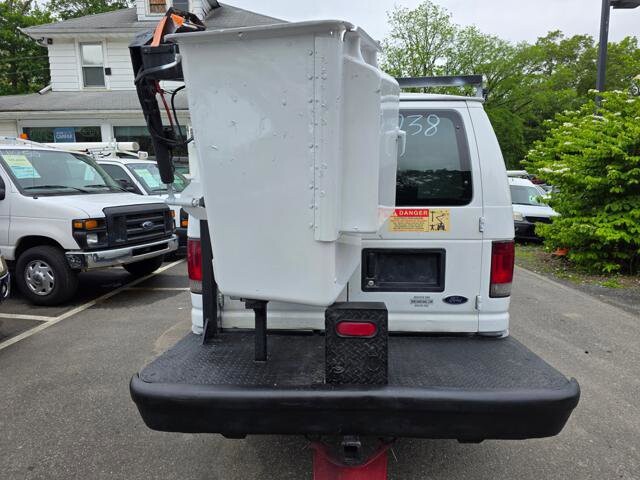 2005 Ford E-350 and Econoline 350 in Blauvelt, NY 10913 - 2456860 10