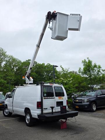 2005 Ford E-350 and Econoline 350 in Blauvelt, NY 10913 - 2456860 16