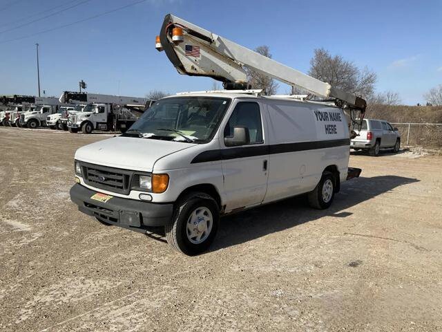 2005 Ford E-350 and Econoline 350 in Blauvelt, NY 10913 - 2456860 53
