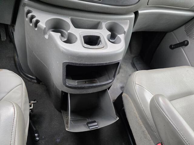 2005 Ford E-350 and Econoline 350 in Blauvelt, NY 10913 - 2456860 30