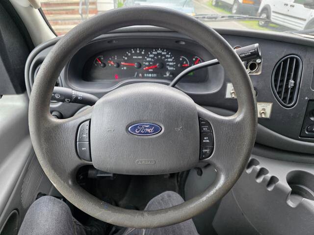 2005 Ford E-350 and Econoline 350 in Blauvelt, NY 10913 - 2456860 21