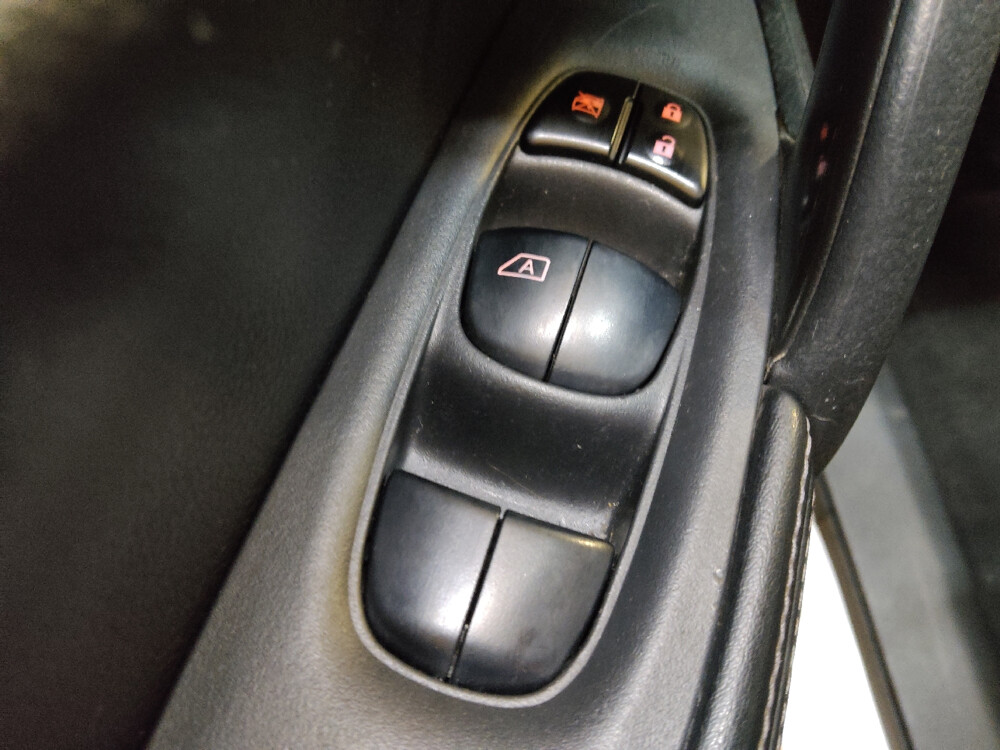 2018 Nissan Rogue in Salem, VA 24153 - 2457304 27