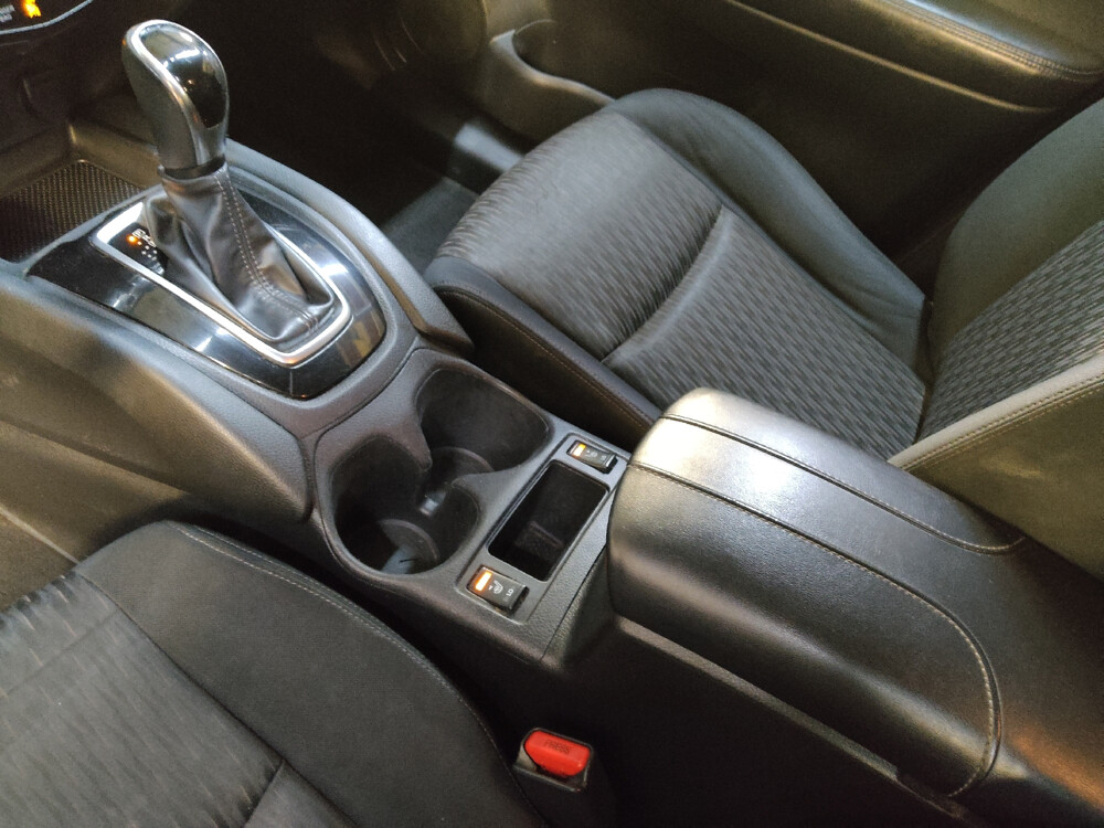 2018 Nissan Rogue in Salem, VA 24153 - 2457304 26