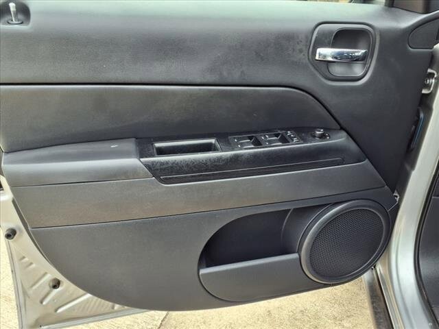 2016 Jeep Patriot in Troy, IL 62294-1376 - 2457440 15