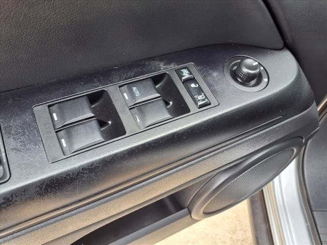 2016 Jeep Patriot in Troy, IL 62294-1376 - 2457440 16