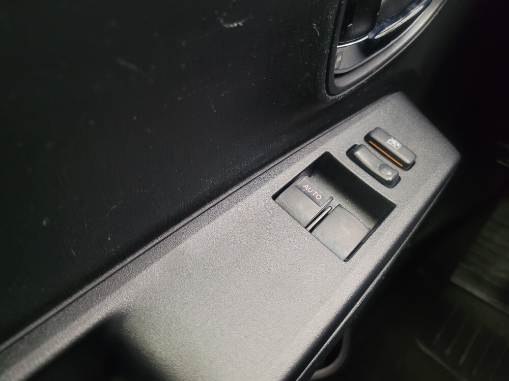 2014 Toyota Yaris in Midlothian, IL 60445 - 2457834 29