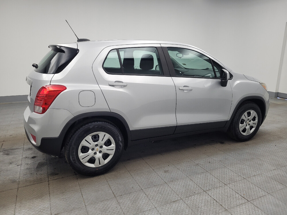 2018 Chevrolet Trax in Memphis, TN 38115 - 2457939 10