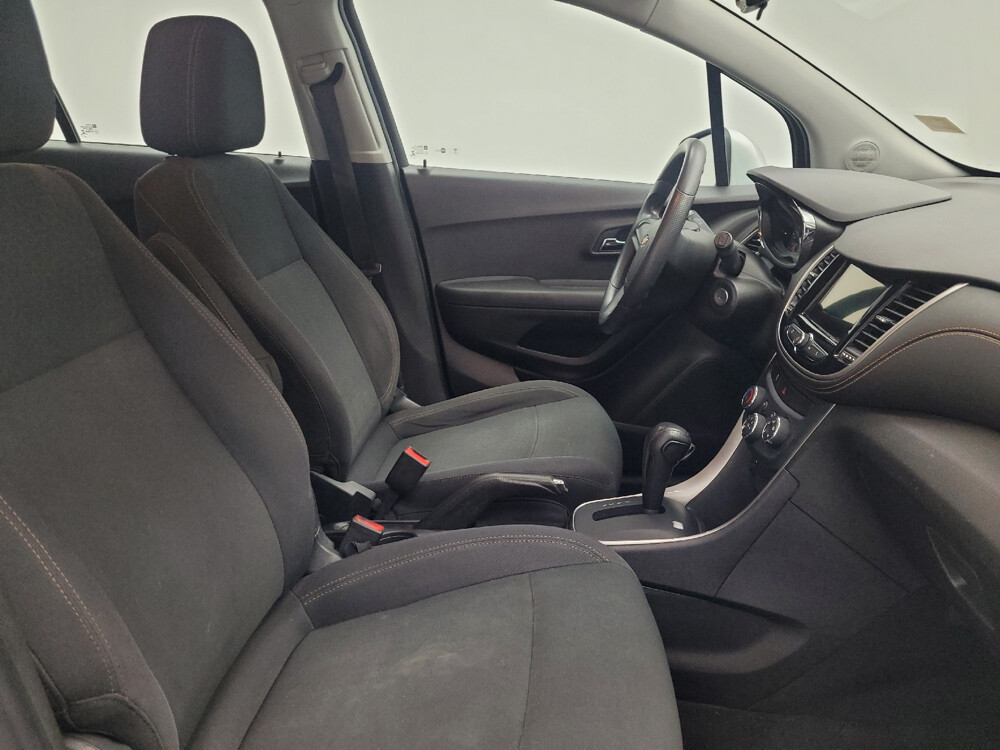 2018 Chevrolet Trax in Memphis, TN 38115 - 2457939 21