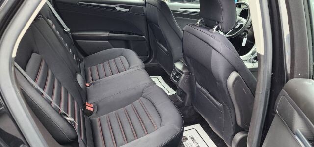 2015 Ford Fusion in Barton, MD 21521 - 2458012 14