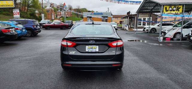2015 Ford Fusion in Barton, MD 21521 - 2458012 10