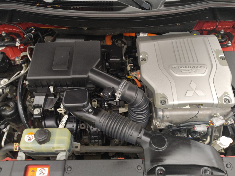 2019 Mitsubishi Outlander in Springfield, MO 65807 - 2458272 30