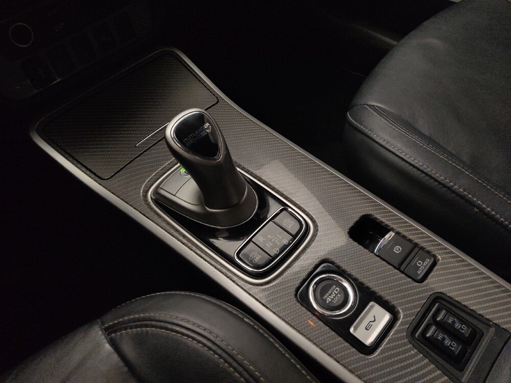 2019 Mitsubishi Outlander in Springfield, MO 65807 - 2458272 26