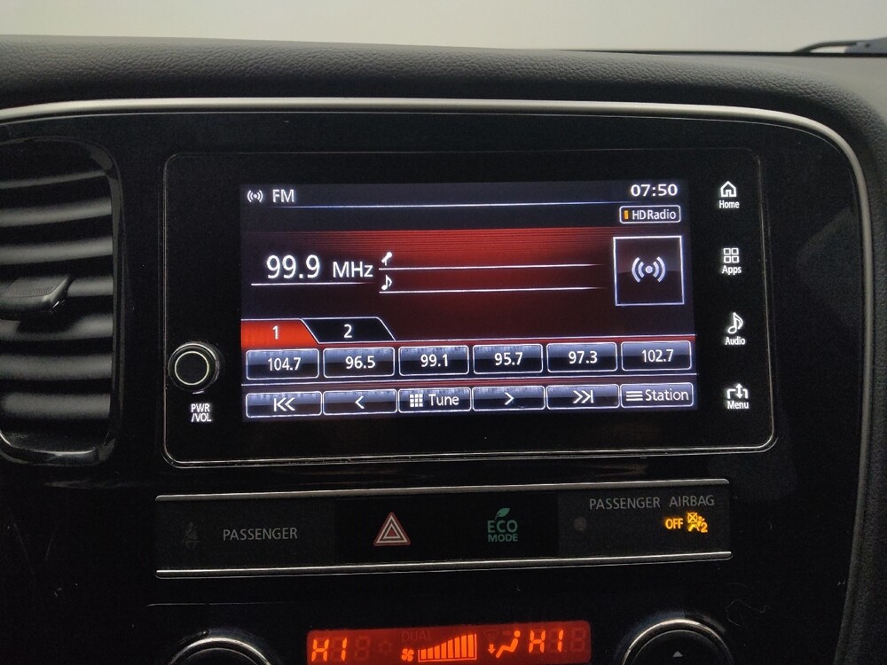 2019 Mitsubishi Outlander in Springfield, MO 65807 - 2458272 25