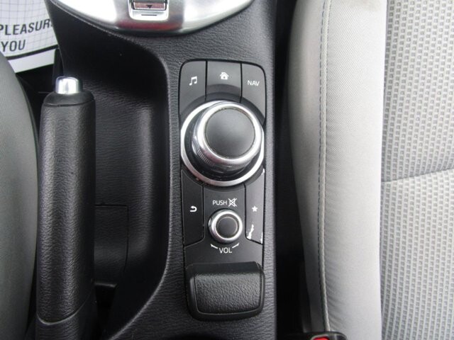 2019 Toyota Yaris in Tampa, FL 33604-6914 - 2458472 5