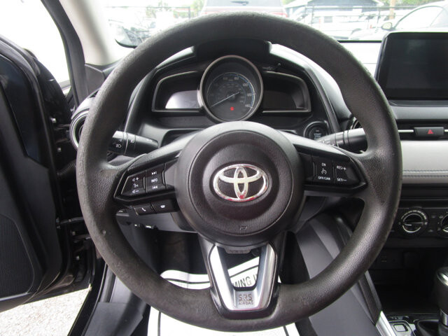 2019 Toyota Yaris in Tampa, FL 33604-6914 - 2458472 4