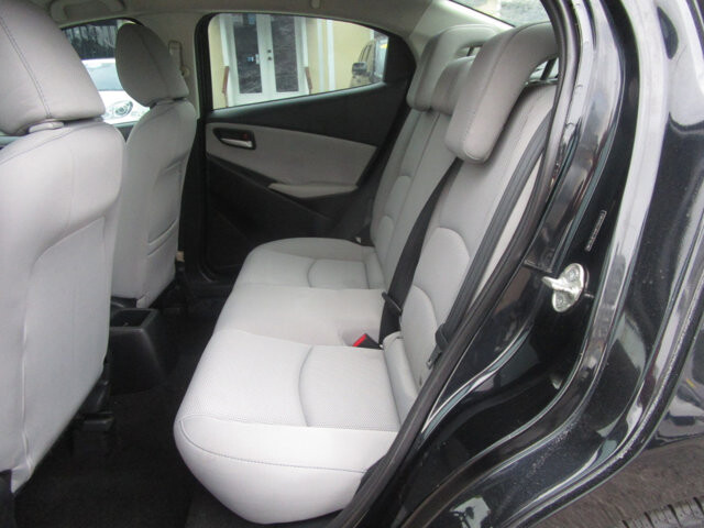 2019 Toyota Yaris in Tampa, FL 33604-6914 - 2458472 12