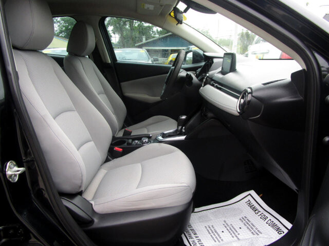 2019 Toyota Yaris in Tampa, FL 33604-6914 - 2458472 9