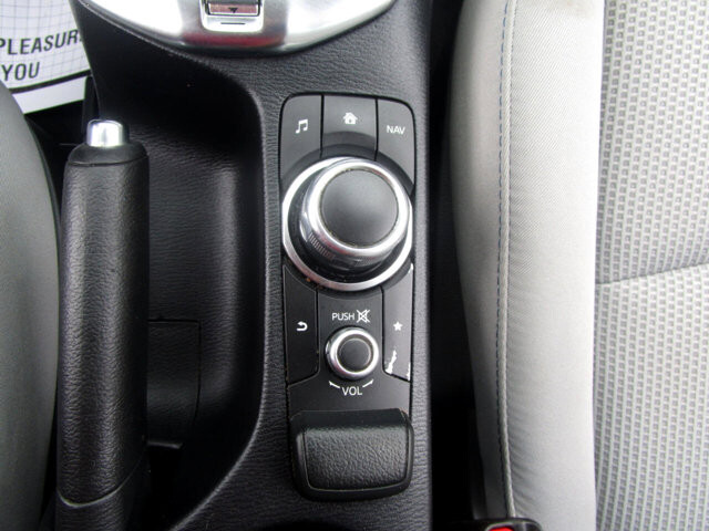 2019 Toyota Yaris in Tampa, FL 33604-6914 - 2458472 5