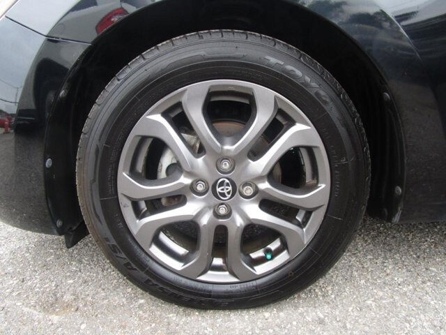 2019 Toyota Yaris in Tampa, FL 33604-6914 - 2458472 22