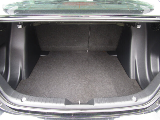 2019 Toyota Yaris in Tampa, FL 33604-6914 - 2458472 27