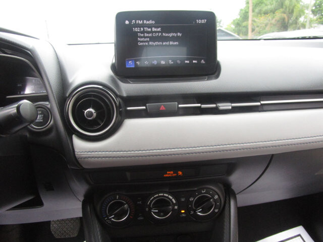 2019 Toyota Yaris in Tampa, FL 33604-6914 - 2458472 6