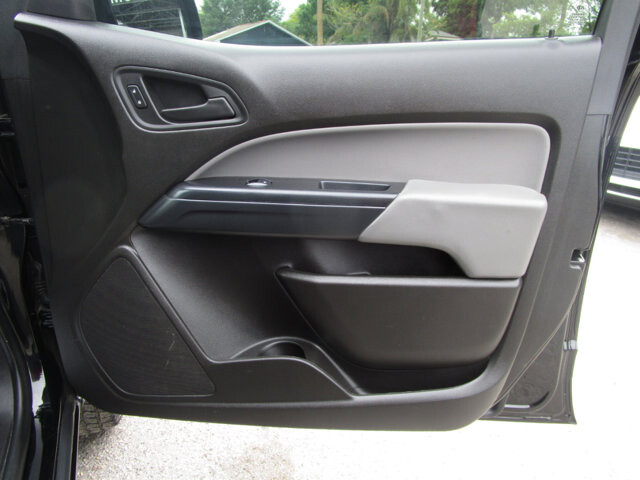2015 Chevrolet Colorado in Tampa, FL 33604-6914 - 2458473 16