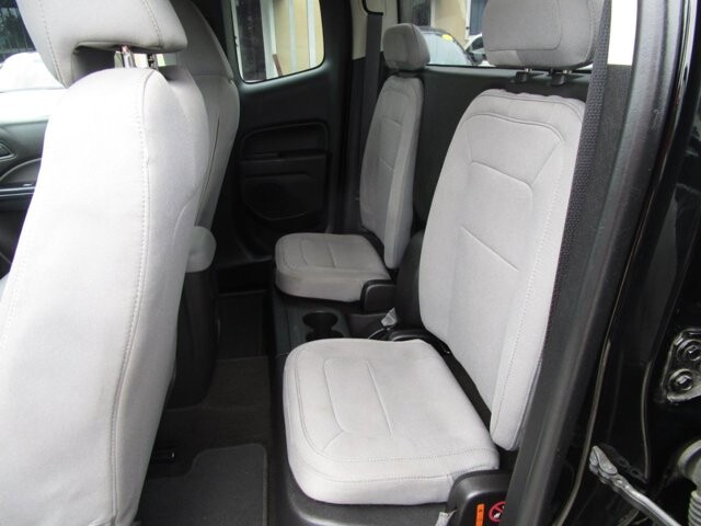 2015 Chevrolet Colorado in Tampa, FL 33604-6914 - 2458473 10