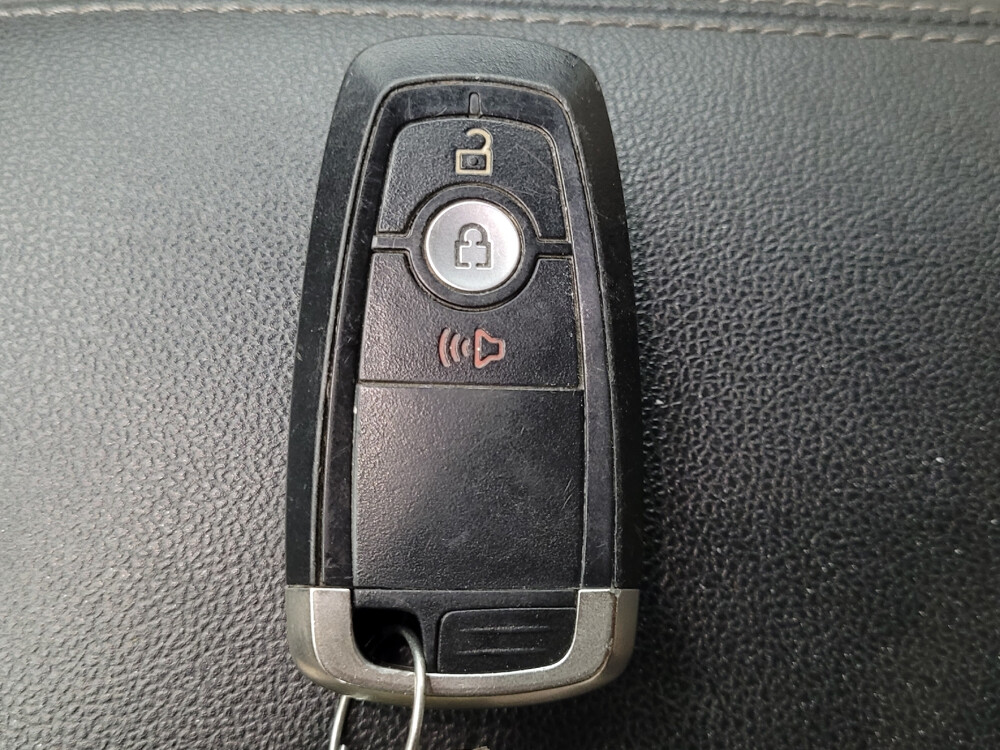 2020 Ford Escape in Tampa, FL 33619 - 2458995 32