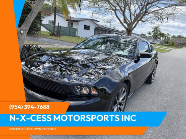2012 Ford Mustang in Hollywood, FL 33023-1906