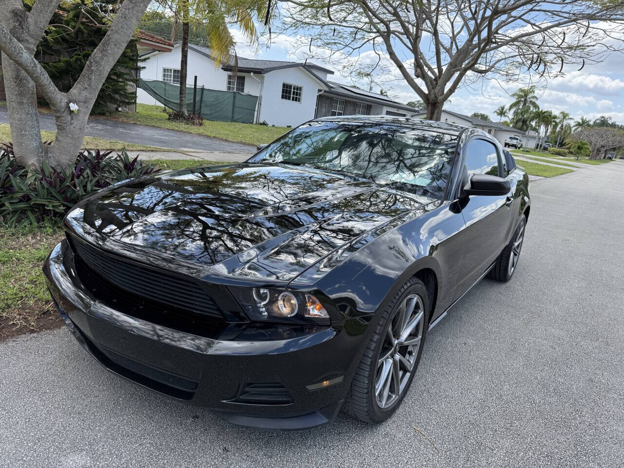 2012 Ford Mustang in Hollywood, FL 33023-1906 - 2459355
