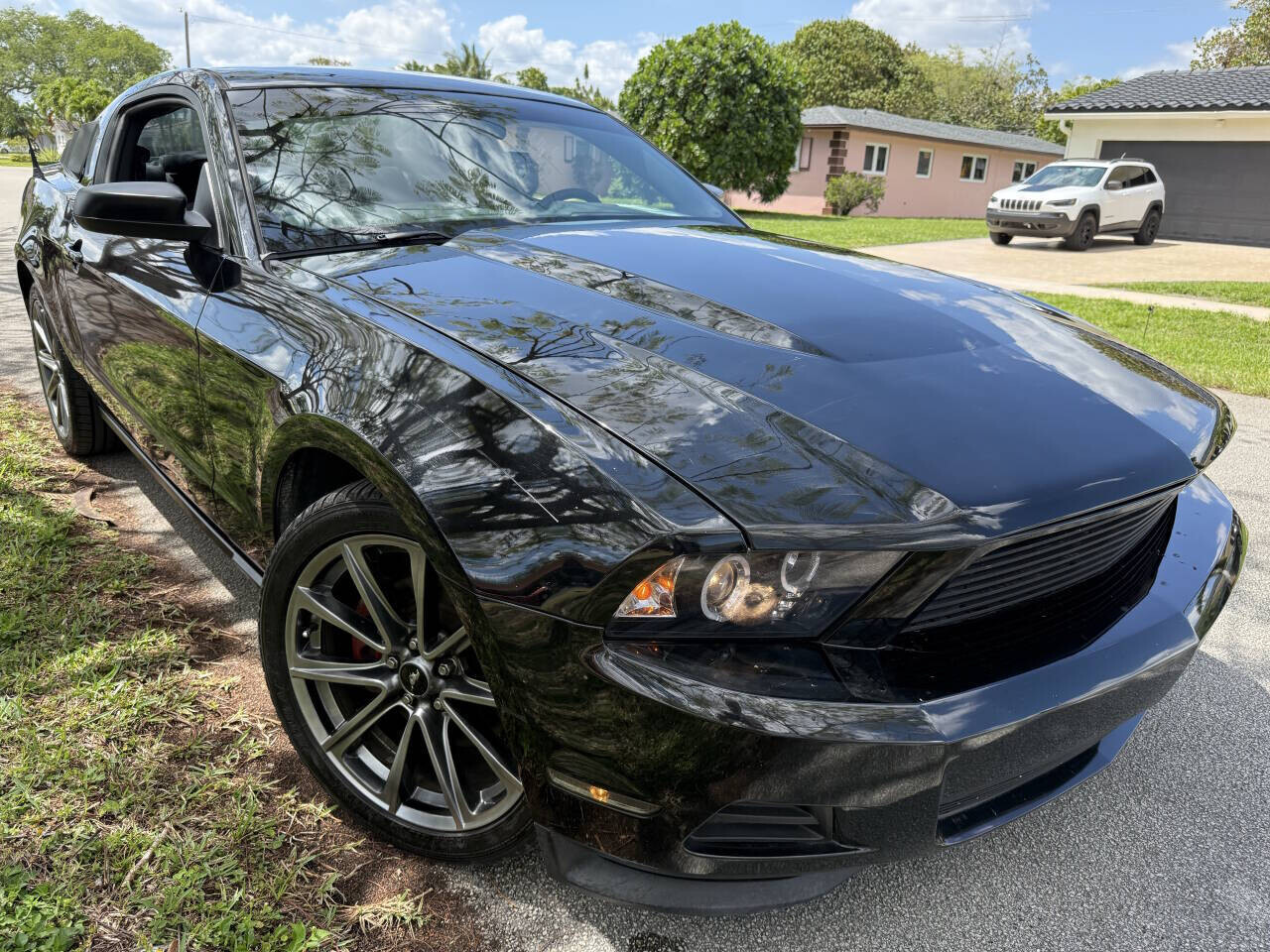 2012 Ford Mustang in Hollywood, FL 33023-1906 - 2459355 25