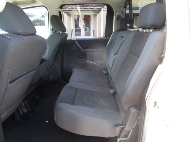 2008 Nissan Titan in Tampa, FL 33604-6914 - 2460260 9